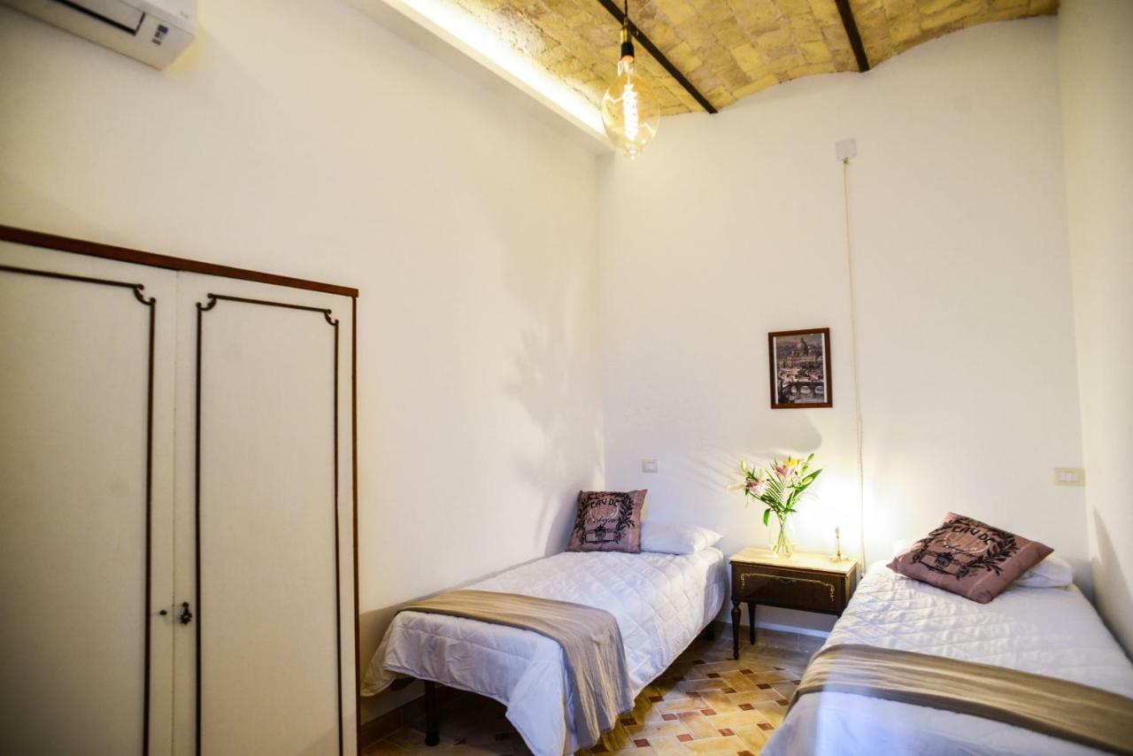 St. Petrus Et Aurelia Apartment Rome Bagian luar foto